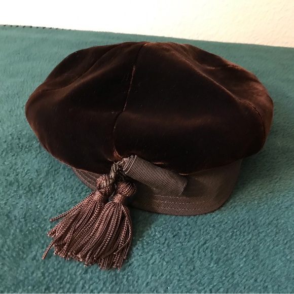 Nicholas Ungar velvet hat - Picture 2 of 5